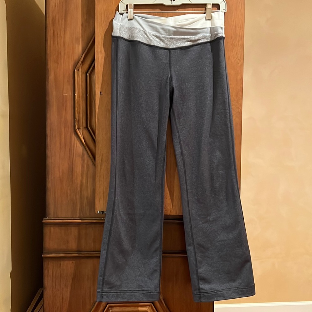 Lululemon Athletica strait leg pants